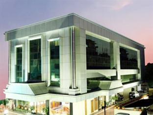 Grand Seasons Kochi Exterior foto